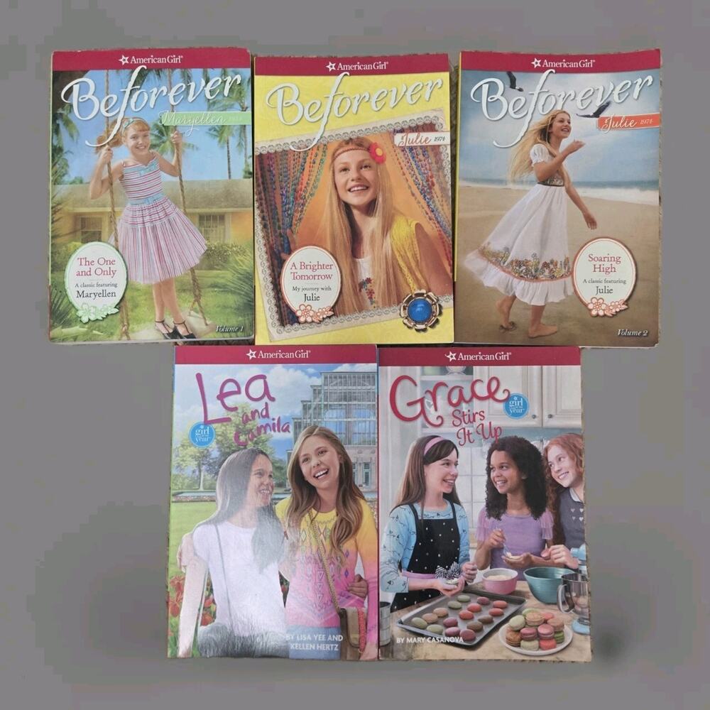 Set‎ of 5 American Girl Doll Books Girl of Year Lea, Grace, Julie, Maryellen